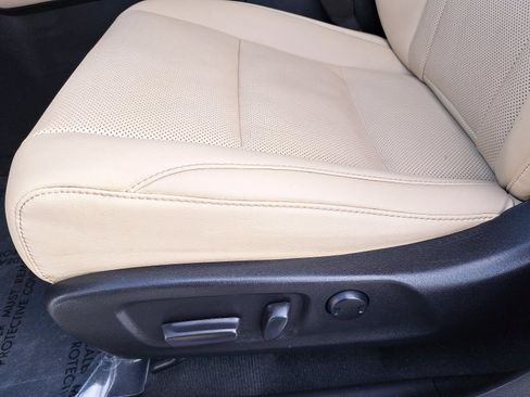 Used 2022 Lexus RX 450h AWD w/ Premium Package image 31