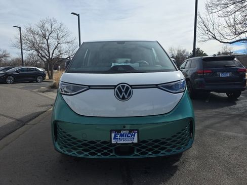 New 2025 Volkswagen ID. Buzz 1st Edition image 8