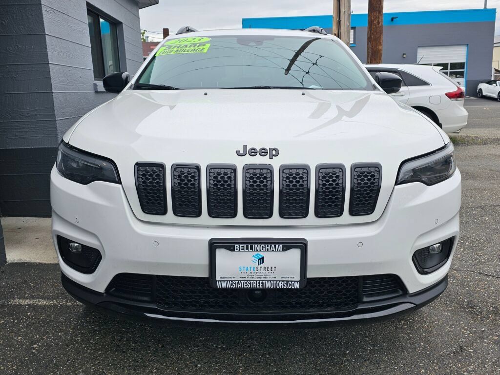 Used 2023 Jeep Cherokee Altitude Lux w/ Elite Group AWD/4WD image 7