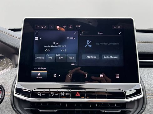 New 2026 Jeep Compass Latitude AWD/4WD image 18