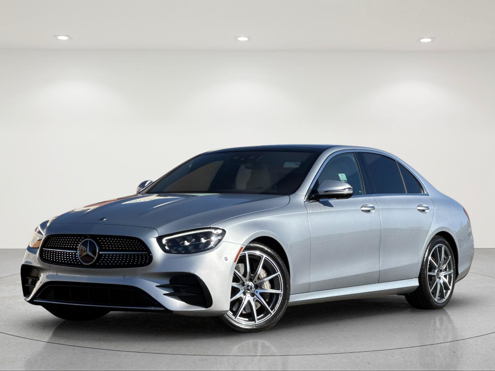 Certified 2022 Mercedes-Benz E 350 Sedan image 2