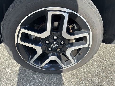 Used 2023 Honda Passport Elite image 9