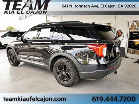 Used 2023 Ford Explorer XLT w/ Equipment Group 202A image 8