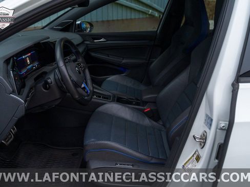 Used 2022 Volkswagen Golf R image 69