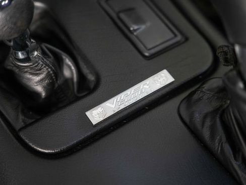 Used 1999 Dodge Viper GTS RWD image 23