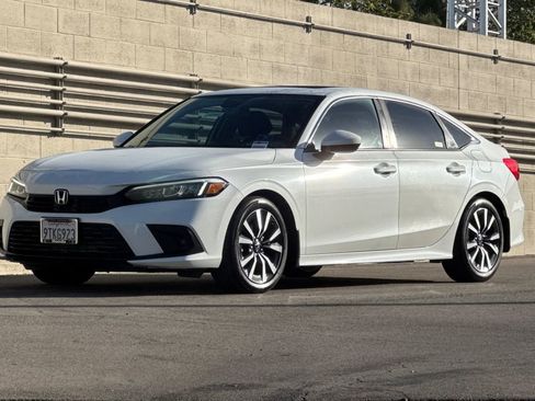 Certified 2022 Honda Civic EX image 11