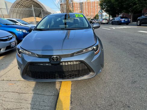 Used 2023 Toyota Corolla LE image 5