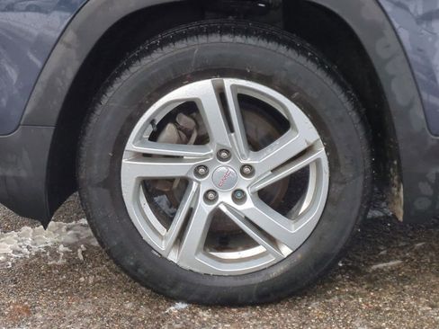 Used 2019 GMC Terrain SLE w/ Driver Convenience Package image 14