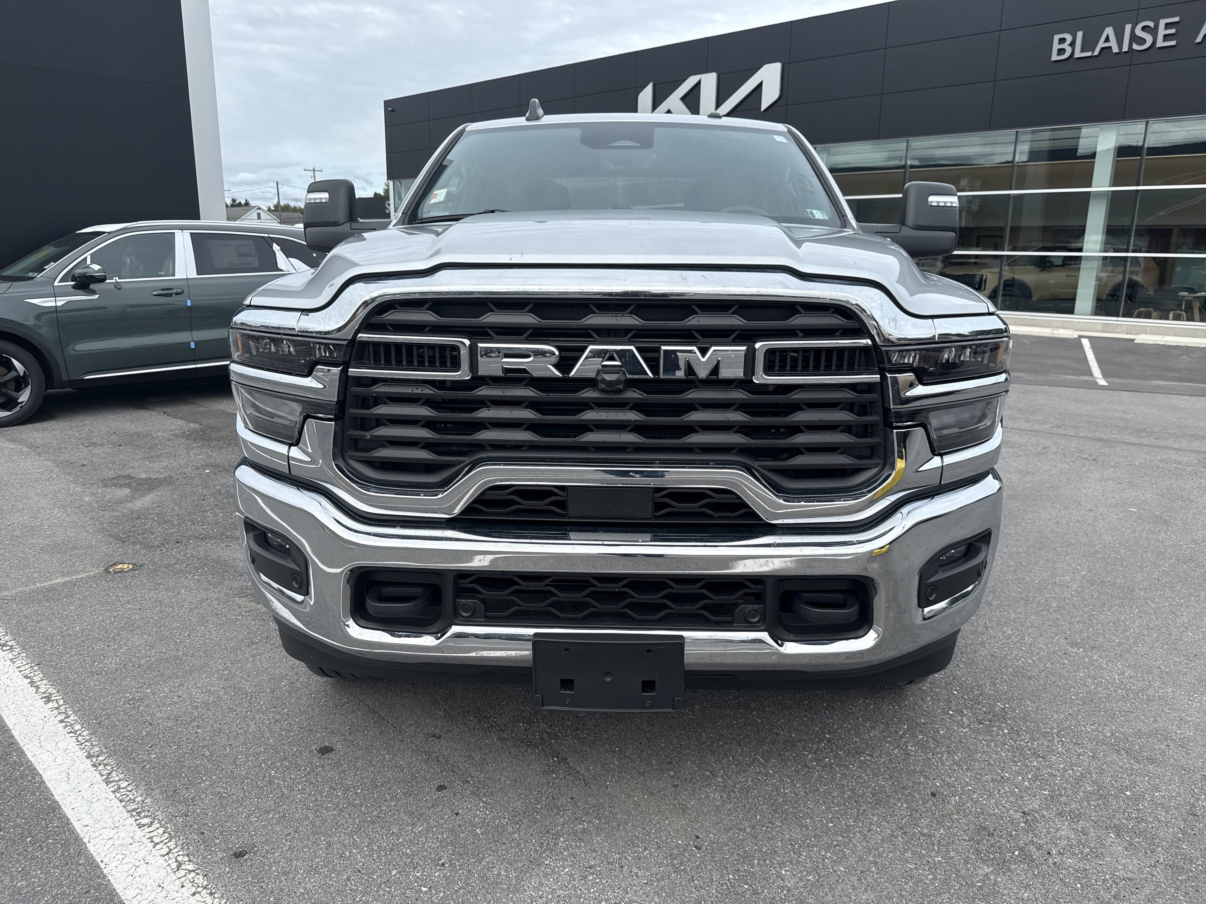 Used 2026 RAM 2500 Big Horn AWD/4WD image 9