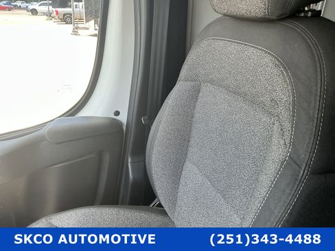 Used 2024 RAM ProMaster 2500 w/ Convenience Group FWD image 27