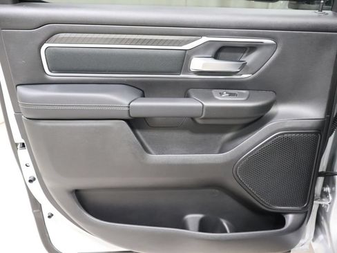 New 2026 RAM 1500 4x4 Crew Cab image 11