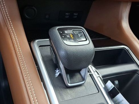 New 2026 Nissan Pathfinder Platinum image 14