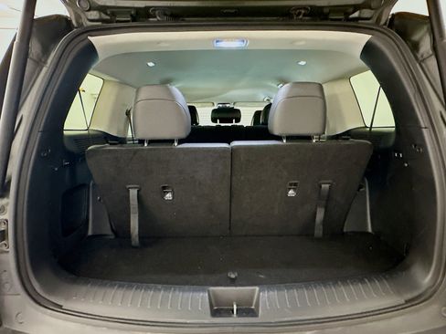 Used 2025 Hyundai Santa Fe SEL AWD/4WD image 31