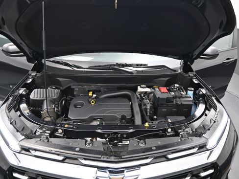 Used 2025 Chevrolet Equinox LT FWD image 22