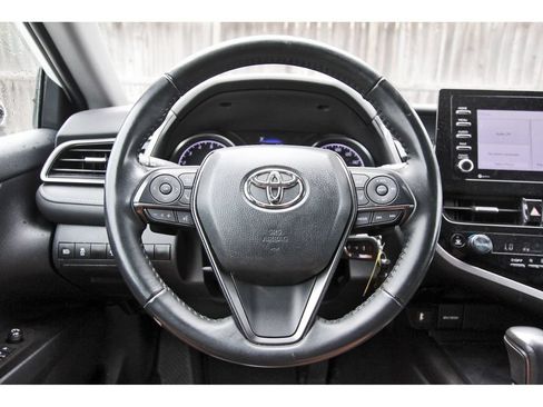 Used 2023 Toyota Camry SE FWD image 17