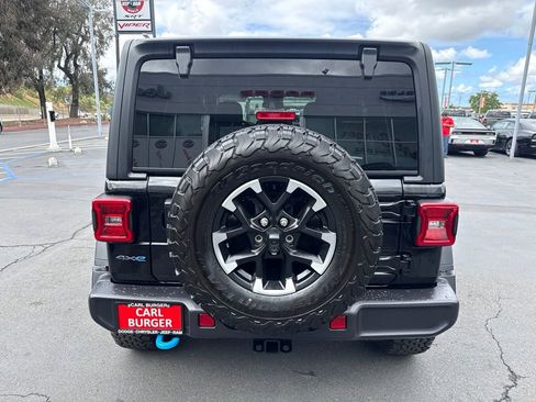 Certified 2025 Jeep Wrangler Unlimited Rubicon 4xe w/ Convenience Group AWD/4WD image 6