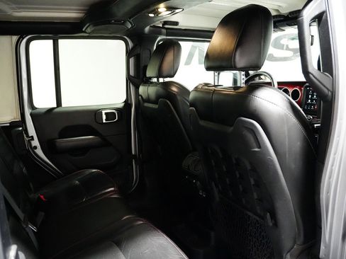 Used 2020 Jeep Wrangler Unlimited Rubicon AWD/4WD image 15