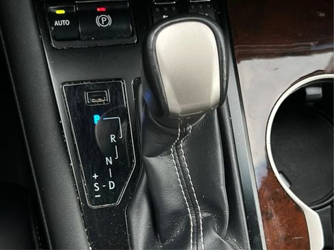 Used 2019 Lexus RX 350 AWD w/ Navigation Package image 49