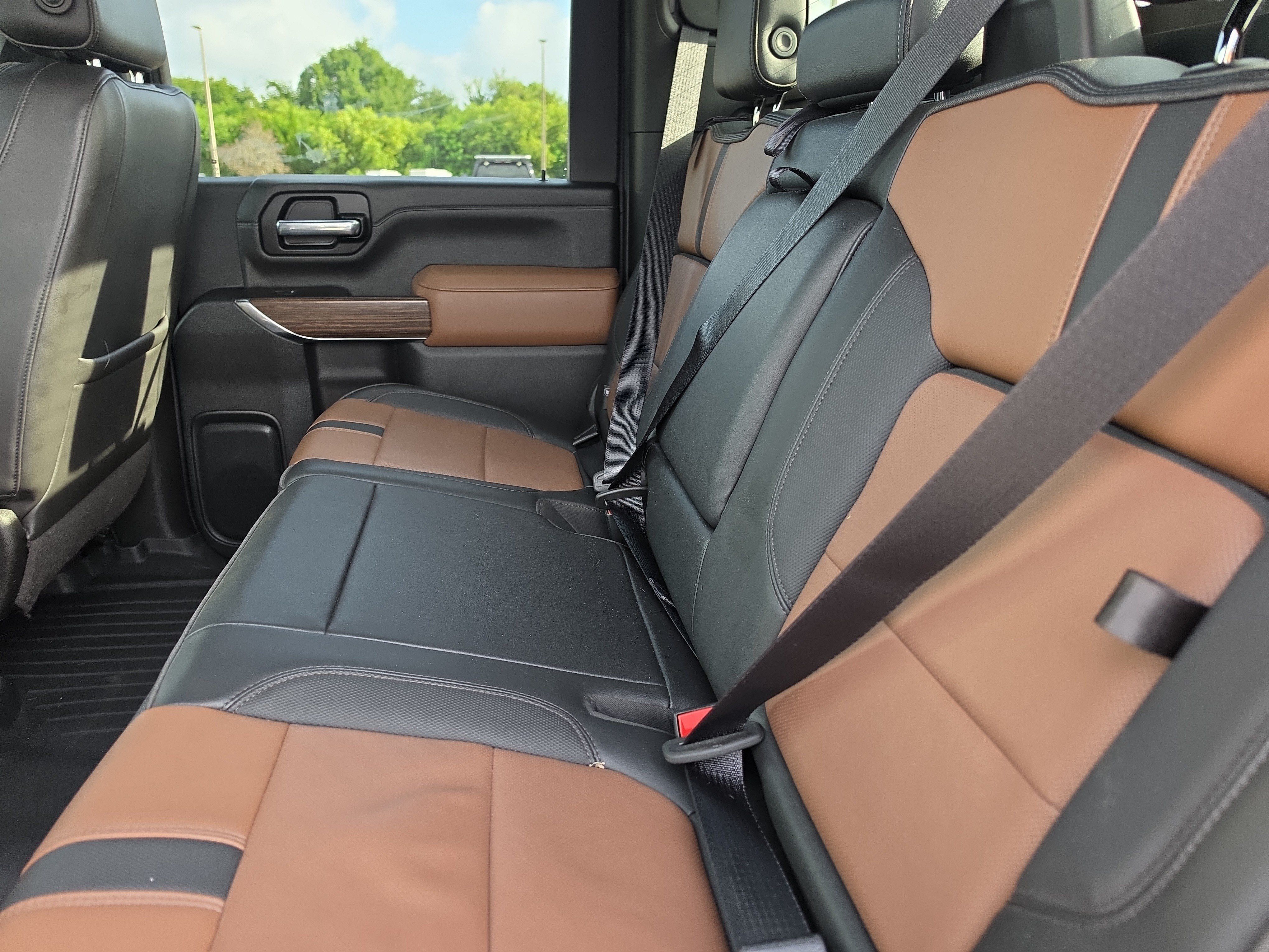 Used 2021 Chevrolet Silverado 3500 High Country AWD/4WD image 11