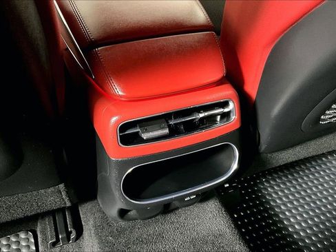 Used 2022 Genesis GV70 3.5T Sport image 35