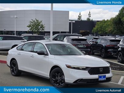New 2025 Honda Accord SE