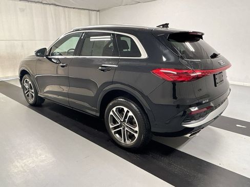 Used 2025 Audi Q5 Premium Plus w/ Premium Plus AWD/4WD image 6
