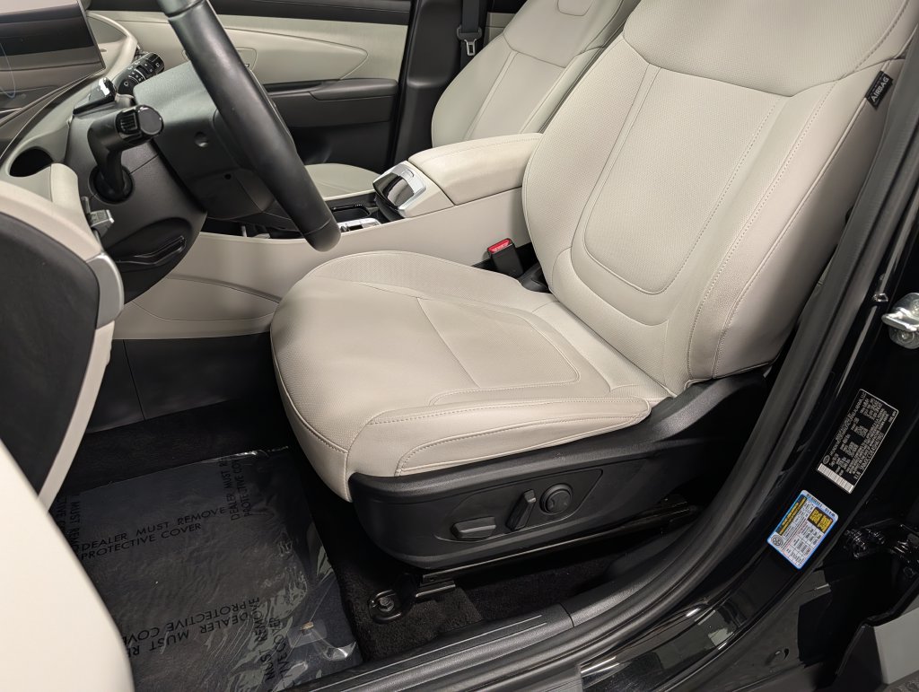 Certified 2025 Hyundai Tucson SEL AWD/4WD image 10