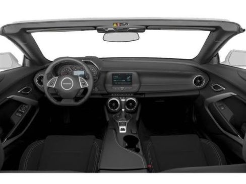 Used 2018 Chevrolet Camaro LT RWD image 6