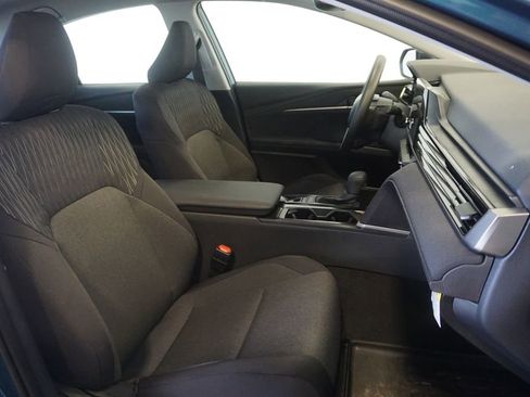 Used 2025 Toyota Camry LE FWD image 19