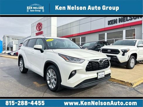 Used 2020 Toyota Highlander Limited image 1