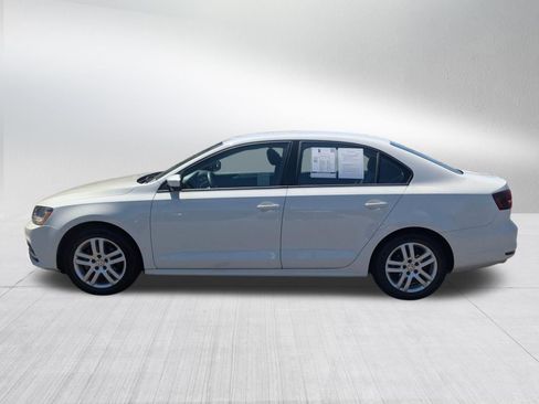 Used 2018 Volkswagen Jetta S w/ Cold Weather Package FWD image 2