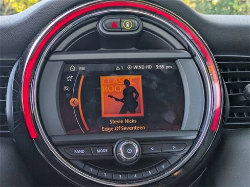 Used 2020 MINI Cooper SE w/ 6.5" Touchscreen Package image 21