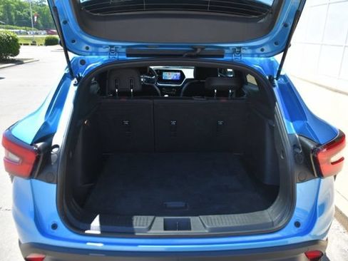 Used 2025 Chevrolet Trax RS w/ Driver Confidence Package FWD image 11