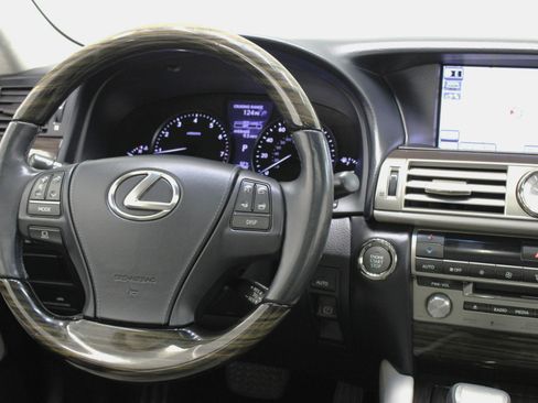 Used 2014 Lexus LS 460 L image 53