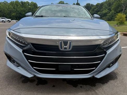 Certified 2022 Honda Accord Touring image 2
