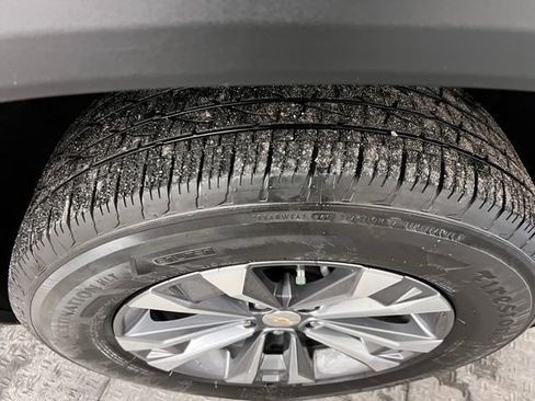 Used 2025 Chevrolet Equinox LT image 18