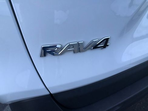 Used 2023 Toyota RAV4 LE image 28