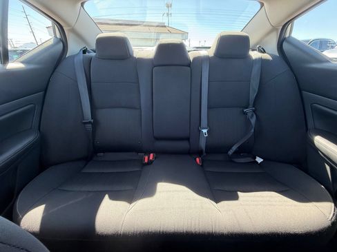 Used 2025 Nissan Altima 2.5 SV FWD image 37