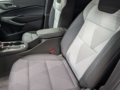 New 2026 Chevrolet Trax RS w/ Sunroof Package FWD image 10