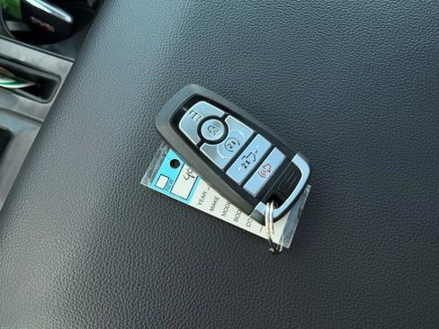 Used 2025 Ford F150 Lariat w/ Equipment Group 502A High image 40