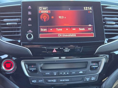 Used 2023 Honda Ridgeline Black Edition image 18