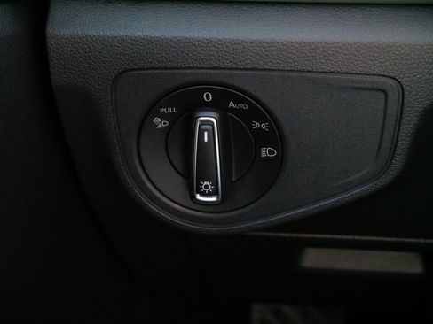 Certified 2023 Volkswagen Atlas SE w/ Panoramic Sunroof Package image 26