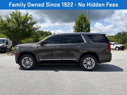 Used 2021 GMC Yukon SLT RWD image 4