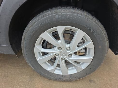 Used 2021 Hyundai Tucson SE image 28