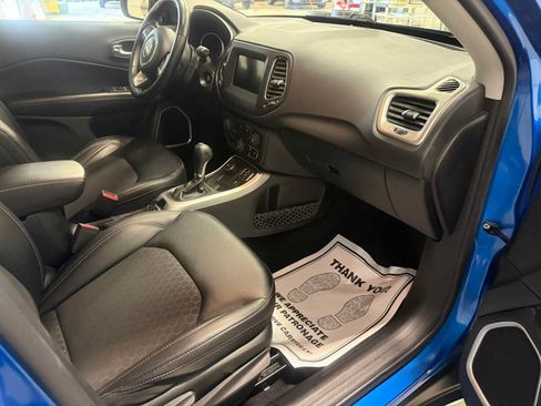 Certified 2019 Jeep Compass Latitude w/ Cold Weather Group AWD/4WD image 28