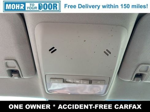 Used 2022 Chevrolet Trax LT w/ LT Convenience Package image 23