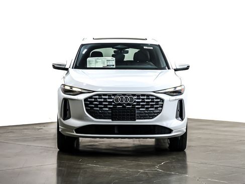 New 2025 Audi Q5 Premium image 2