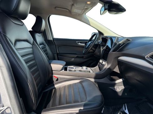 Used 2022 Ford Edge SEL image 17