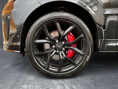 Certified 2022 Land Rover Range Rover Sport SVR image 34