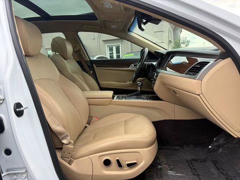 Used 2018 Genesis G80 3.8 w/ Option Group 02 RWD image 8